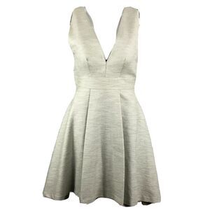 Paper Crown Anthropologie Dress Womens Sz S Silver Gray Pleated V Neck‎